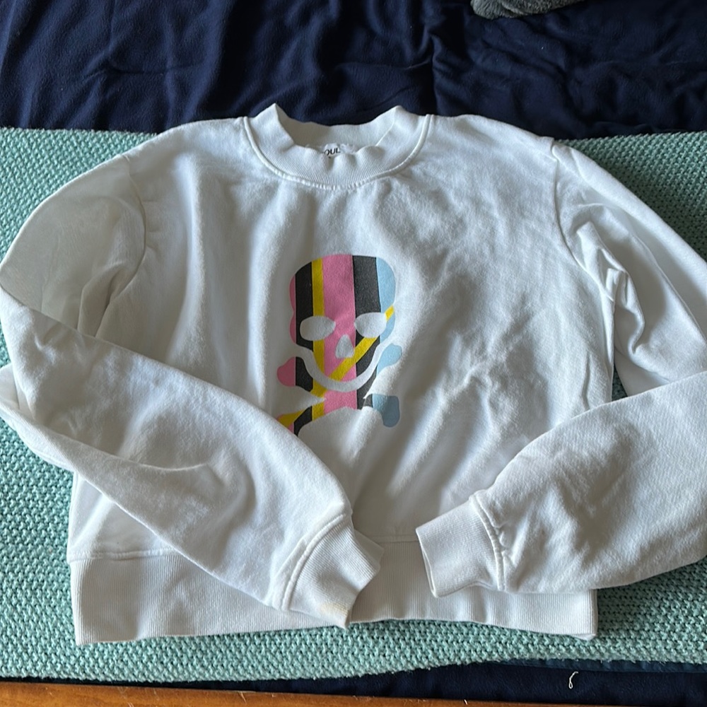 Soulcycle skull crewneck size S